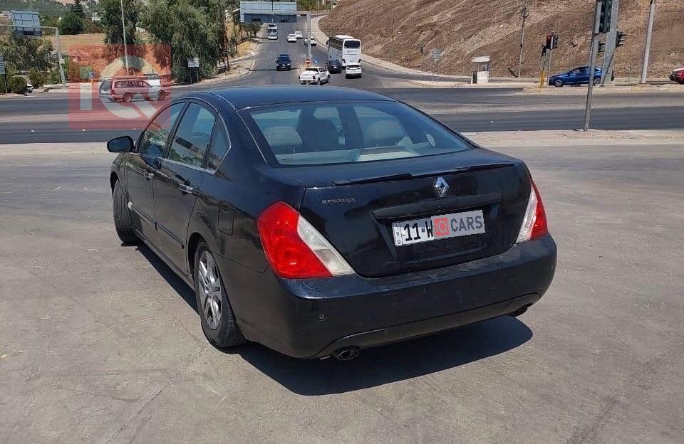 رينو سافران